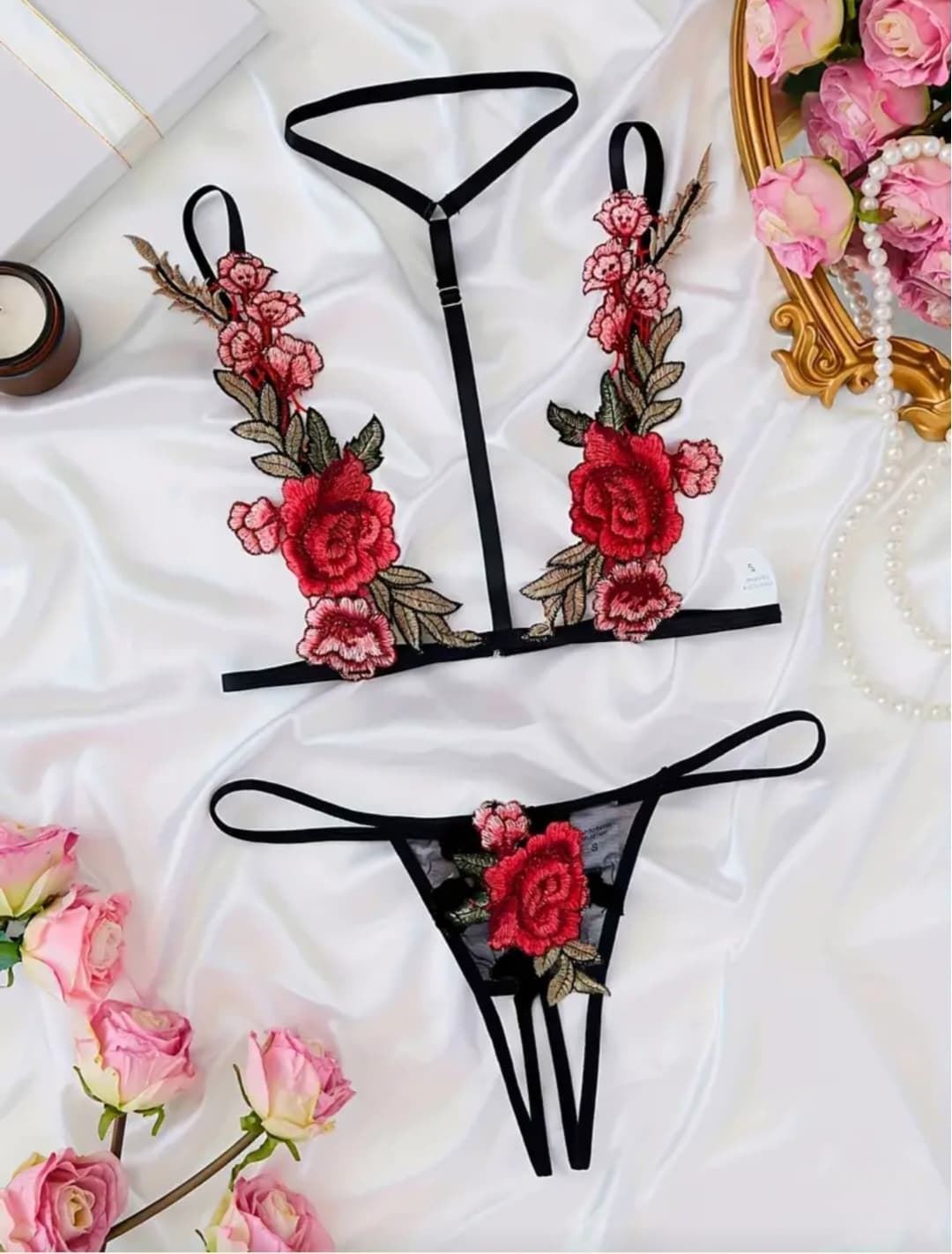 Conjunto Teddy Top y Tanga Flor. - Imagen 1